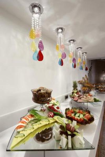 بیز جواهر هتل سلطان احمد