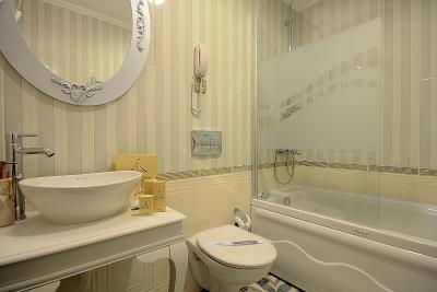 مویان سوئیت