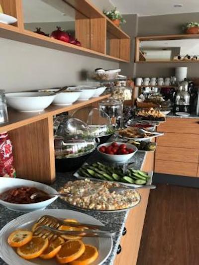 مویان سوئیت