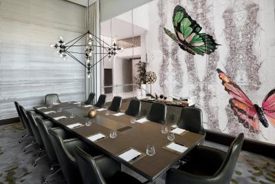 د ادرس داون تاون دبی