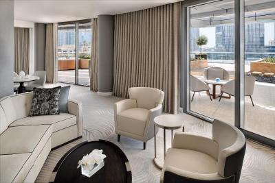 د ادرس داون تاون دبی