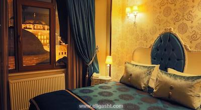 پورت هتل طوفان-آی امیر