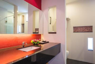 تینیدی گلف ریزورت ات پوکت