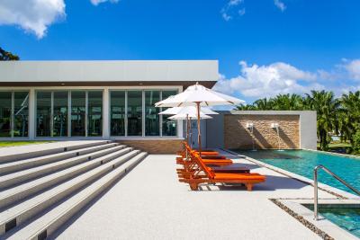 تینیدی گلف ریزورت ات پوکت