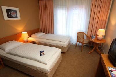 هک-هتل دوسلدورف سیتی