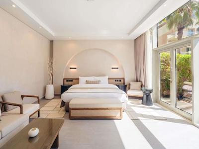 ریکسوس د پالم هتل اند سوئیت کالکشن هتل