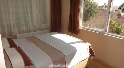 گلدن استریت سی ویو آپارتمان