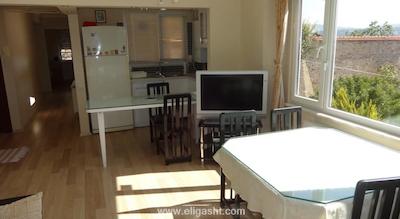 گلدن استریت سی ویو آپارتمان