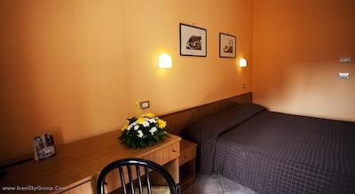 رزیدنس میرمنتیی