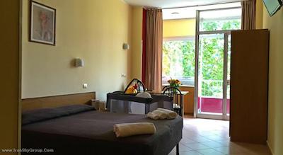 رزیدنس میرمنتیی