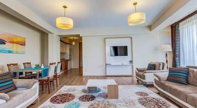 مانسول سوئیت گلدن هورن