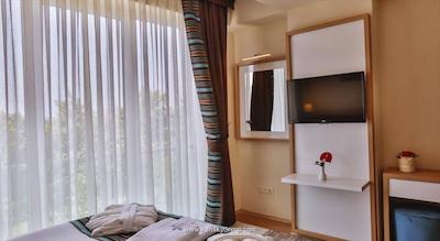 مانسول سوئیت گلدن هورن