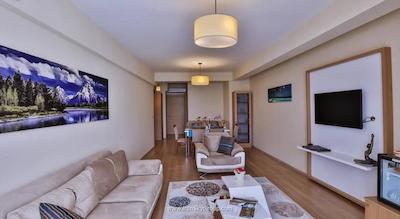 مانسول سوئیت گلدن هورن