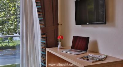 مانسول سوئیت گلدن هورن