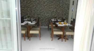 روستاولی پالاس