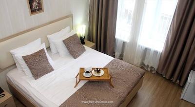 روستاولی پالاس