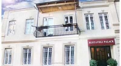 روستاولی پالاس