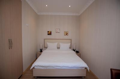 روستاولی پالاس