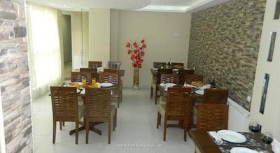 روستاولی پالاس