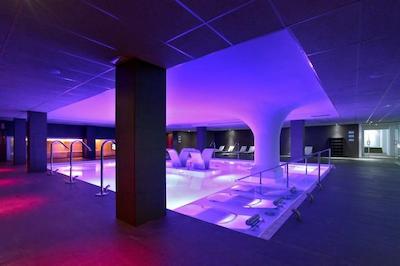 کاسترو اخکلوسیو رسیدنکس