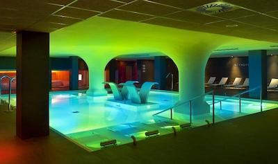 کاسترو اخکلوسیو رسیدنکس