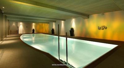 کاسترو اخکلوسیو رسیدنکس