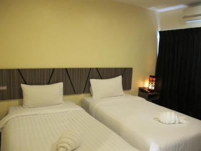 ایری سووارنابومی هتل