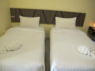 ایری سووارنابومی هتل