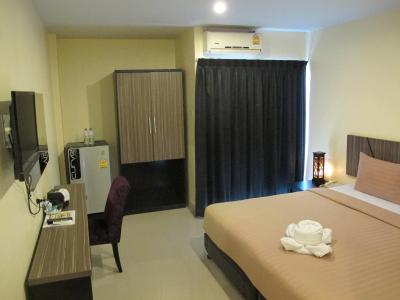 ایری سووارنابومی هتل