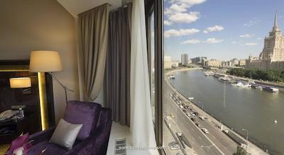 کراون پلازا مسکو ورلد ترید سنتر