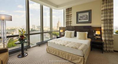 کراون پلازا مسکو ورلد ترید سنتر