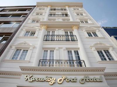 کاراکوی پورت هتل