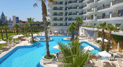 هیون بیچ ریزورت اند اسپا