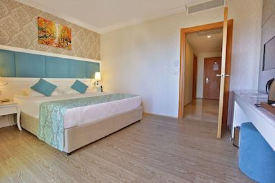 هیون بیچ ریزورت اند اسپا