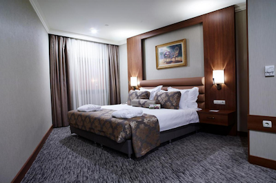 یورو پارک اوتل