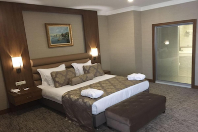 یورو پارک اوتل