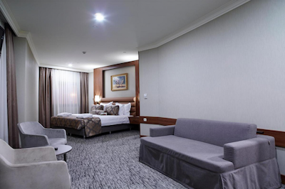 یورو پارک اوتل