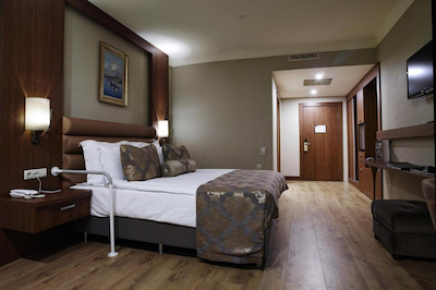 یورو پارک اوتل