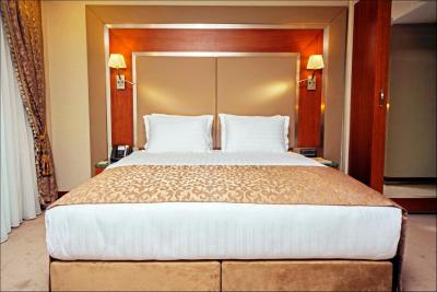 دوسو دوسی هتل اولد سیتی