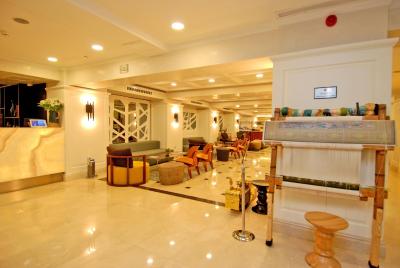 دوسو دوسی هتل اولد سیتی