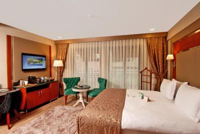 دوسو دوسی هتل اولد سیتی