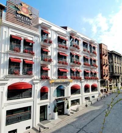 دوسو دوسی هتل اولد سیتی