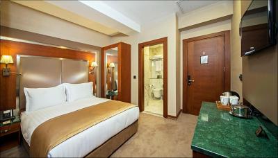 دوسو دوسی هتل اولد سیتی