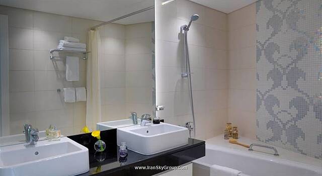 داماک میسون د ویل بریز
