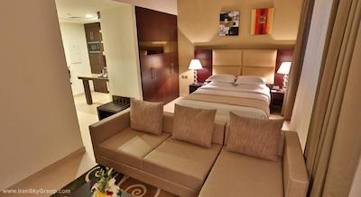 بن مجید تاور هتل آپارتمان