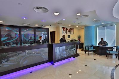 بن مجید تاور هتل آپارتمان