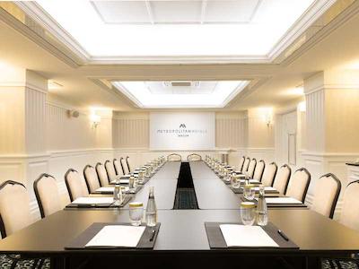 متروپولیتن هتل تکسیم