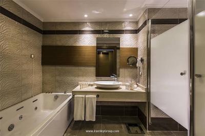 سون سی لایت الیت