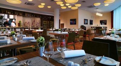 کورتیارد بای ماریوت مسکو پاولتسکایا هتل