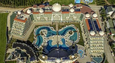 خفیرا دولوکس رسرت اند اسپا نو سینگل من